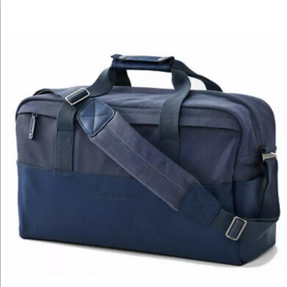 Peter Millar Crown Sport 20” duffel bag weekender